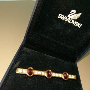 Signed Swarovski purple goldmine pin.vintage.